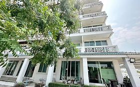 บ้านชายทะเล ที่พักติดทะเล ระยอง หาดแสงจันทร์
